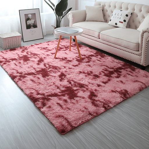 Las alfombras grandes de 160 x 120cm fabricadas en felpa suave y con base antideslizante son la opción perfecta para agregar confort y estilo a tu hogar. Estas alfombras están diseñadas con materiales resistentes para ser duraderas y fáciles de mantener. Gracias a su construcción de alta calidad, resistirán el paso del tiempo y el uso diario sin perder su suavidad ni su aspecto impecable. Su diseño jaspeado y su forma rectangular las hacen ideales para cualquier espacio.
