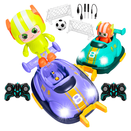 Estos autitos chocadores pop up ofrecen una experiencia de juego llena de acción, competencia y diversión. Los dos vehículos cuentan con rotación de 360°, luces y música, además de un sistema de expulsión automática que se activa al chocar, haciendo que cada partida sea más emocionante y desafiante. Los controles remotos de 2,4GHz permiten manejar los autos de forma sencilla, mientras que sus baterías de litio recargables brindan mayor comodidad durante el juego. Además, el set incluye dos muñecos, arcos y pelota para incorporar una divertida modalidad de fútbol, ofreciendo distintas formas de jugar y disfrutar con amigos o en familia.
