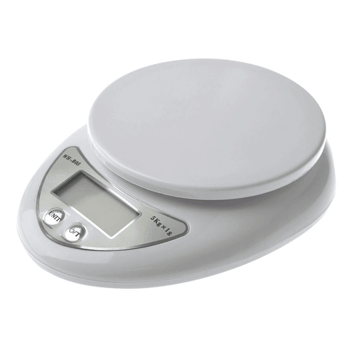 Balanza digital de cocina, construida en plástico duradero fácil de limpiar y portátil, práctica para almacenar. Posee pantalla LCD retroiluminada para facilitar la lectura y es compatible con la mayoría de unidades de peso