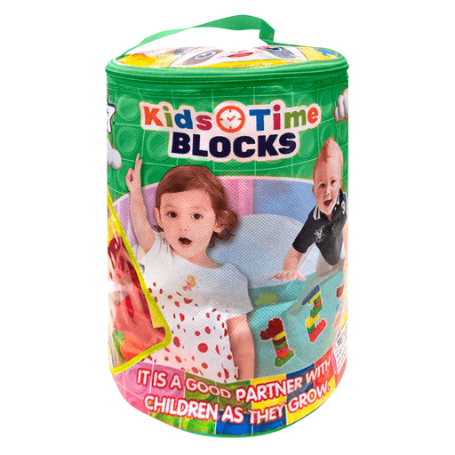 Este set de bloques de 243 piezas es perfecto para que los más pequeños construyan, apilen y exploren diferentes figuras. Fomenta habilidades de motricidad fina, cognitivas, autoconcentración, memoria visual y creatividad. Además, cuentan con un práctico estuche de vinilo para guardar cómodamente todas sus piezas.