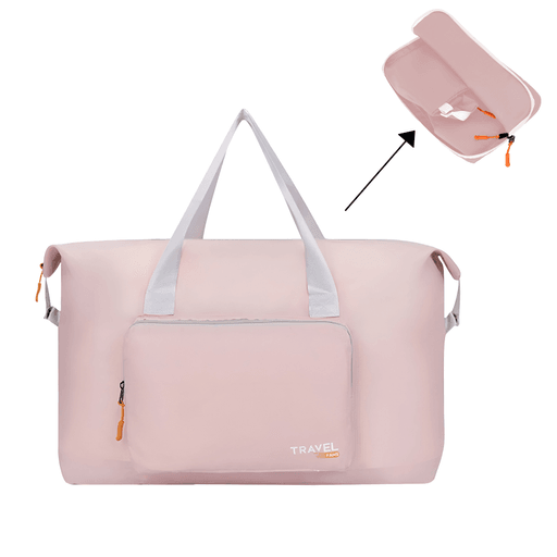 Este bolso es la combinación perfecta de estilo y funcionalidad para viajar o hacer deporte. Su diseño moderno y compacto ofrece un amplio compartimento principal y un bolsillo frontal de fácil acceso con cierre para mayor seguridad. Fabricado con resistente tela poliéster, asegura su  durabilidad en el uso diario. Además, su práctico sistema plegable permite reducirlo al tamaño de un pequeño pouch cuando no está en uso, ocupando el mínimo espacio. Este bolso es la opción ideal para quienes buscan comodidad y versatilidad en cualquier ocasión.
