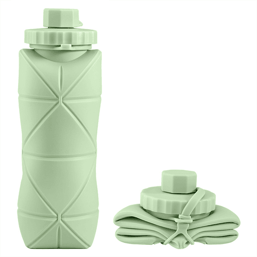 Diseñada para quienes buscan practicidad y rendimiento, esta botella de 600 ml está fabricada con silicona de grado alimenticio libre de BPA, lo que garantiza flexibilidad y durabilidad. Su innovador diseño plegable reduce el tamaño hasta en un 80%, facilitando su almacenamiento en mochilas o bolsos sin ocupar espacio innecesario. Además, cuenta con tapa a rosca y soporta temperaturas de hasta 200ºC, volviéndola perfecta tanto para bebidas frías como calientes. Ideal para llevar contigo vayas donde vayas.