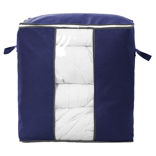 Esta Caja Organizadora con visor de DecoTeam de 46 x 28 x 48cm, es la solución ideal para mantener tu ropa y textiles organizados y protegidos. Su amplio espacio y diseño en tela transpirable permiten que tus prendas, ropa de cama y accesorios se conserven frescos y libres de humedad y polvo. Además, su visor transparente en la parte frontal facilita identificar el contenido de un vistazo, evitando abrirla innecesariamente. Con esta práctica caja, organizar tu armario o cualquier espacio de almacenamiento será más fácil y eficiente.