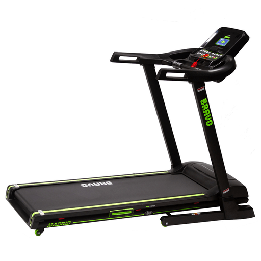 El Caminador Bravo Madrid es ideal para entrenar en casa. Cuenta con motor 2.0HP, velocidad de 1-16 km/h, pantalla LCD con 36 programas preestablecidos. Soporta un peso máximo de 110Kg. Además, viene con soporte para I-pad y ruedas para su fácil transporte.

