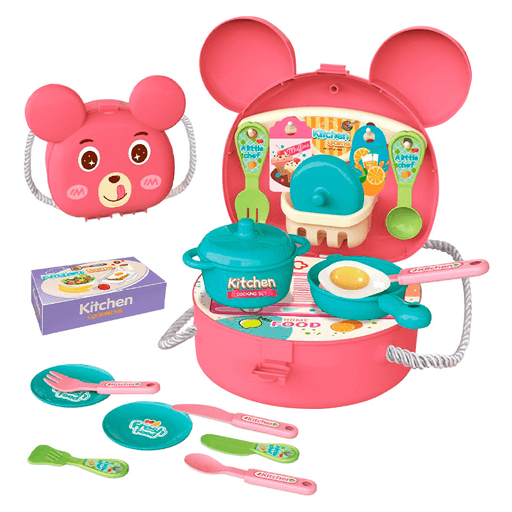 Este set de cocina con 24 piezas es el juguete perfecto para estimular la imaginación de los más pequeños. Con la posibilidad de transformarse en cartera, es ideal para llevar a todas partes y disfrutar de horas de diversión en cualquier momento. Con un diseño seguro y cómodo, fomenta la motricidad fina, el pensamiento y el desarrollo de la imaginación a la vez que brinda horas de diversión.