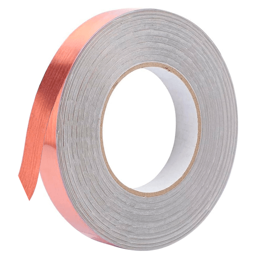 Renová y protegé tus espacios con esta cinta de aluminio impermeable con reverso adhesivo, ideal para todo tipo de superficies. Su diseño fácil de limpiar la convierte en una solución práctica y duradera para aplicar en techos, paredes, muebles, pisos y mucho más. Con un ancho de 2cm y una longitud de 50 metros, ofrece la medida perfecta para proyectos de decoración, reparación o mantenimiento, asegurando una aplicación sencilla y un acabado prolijo en cada uso.