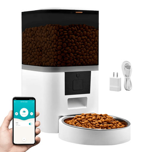 Descubrí la comodidad y la modernidad en el cuidado de tus mascotas con este dispensador de comida inteligente para perros y gatos. Posee una capacidad de 4L con diseño de liberación automática que asegura que tu amigo peludo reciba su comida a la hora programada, todos los días. Fabricado con materiales de alta calidad, combina plástico duradero y acero inoxidable, garantizando no solo una larga vida útil, sino también seguridad. Su estructura ha sido diseñada para que puedas mantenerlo limpio sin esfuerzo, asegurando así un ambiente sano. Cuenta con doble fuente de alimentación, podés optar por 4 pilas AA (no incluidas) para una solución sin cables o, a través de un puerto USB tipo C, brindándote flexibilidad y tranquilidad, especialmente en caso de cortes de energía. 