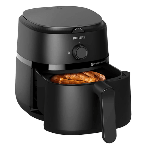 La freidora sin aceite Philips es la solución perfecta para aquellos que buscan una forma saludable de cocinar sus alimentos favoritos. Con una capacidad de 4.2L y una potencia de 1300W, es ideal para preparar comidas deliciosas para toda la familia. Gracias a su tecnología Rapid Air, te permite freír tus alimentos de forma rápida y uniforme, utilizando hasta un 80% menos de grasa que una freidora tradicional. Además, cuenta con un termostato ajustable que te permite controlar la temperatura de cocción según tus necesidades y posee un mango frío al tacto para evitar quemaduras. Sus patas antideslizantes garantizan que se mantenga estable en todo momento, mientras que su diseño resistente al calor la hace duradera y confiable. Y lo mejor de todo, es que es apta para lavavajillas, lo que facilita su limpieza y mantenimiento.