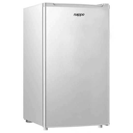 Mantené tus bebidas y alimentos siempre a la temperatura ideal con el Frigobar NAPPO. Su capacidad de 98L brutos (80L netos) ofrece el espacio perfecto para el uso diario, mientras que su rango de temperatura de 0 a 10°C garantiza una refrigeración eficiente. Además, incorpora iluminación interna, un mini congelador con temperatura de -3 a 0°C y eficiencia energética A, combinando practicidad, ahorro de energía y un excelente rendimiento.