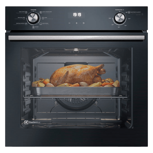 El Horno de Empotrar Electrolux con 80L de capacidad combina diseño, tecnología y alto rendimiento para lograr resultados profesionales en casa. Incorpora la tecnología PerfectCook360, que une una cavidad sellada con cocción por convección, permitiendo hornear hasta un 30% más rápido gracias a una mejor retención del calor. Cuenta con función de gratinar y dorar, ideal para lograr terminaciones crujientes y uniformes, y un interior con esmaltado vitrificado FastClean, que evita la acumulación de suciedad y facilita la limpieza. Además, cuenta con 7 funciones preestablecidas, grill de 1700W y una temperatura máxima de 250°C, brindando versatilidad para todo tipo de preparaciones. Además, ofrece doble vidrio en la puerta, timer digital, apagado automático, luz interna y un amplio espacio interior que garantiza comodidad y eficiencia en cada uso.