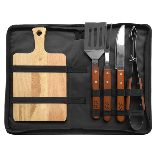 Este completo Set Asador de 6 piezas es el aliado ideal para los amantes de la parrilla. Fabricado en acero inoxidable de alta resistencia, garantiza durabilidad y un excelente desempeño en cada uso. Sus mangos de madera brindan un agarre cómodo y seguro, aportando además un toque rústico y elegante. El set incluye todo lo necesario para una experiencia de asado perfecta: cuchillo, tenedor, pinza, espátula, tabla de madera para cortes y un práctico estuche con cierre, ideal para mantener todo organizado y transportarlo fácilmente a cualquier reunión o paseo. Perfecto para regalar o disfrutar en tus propias parrilladas.