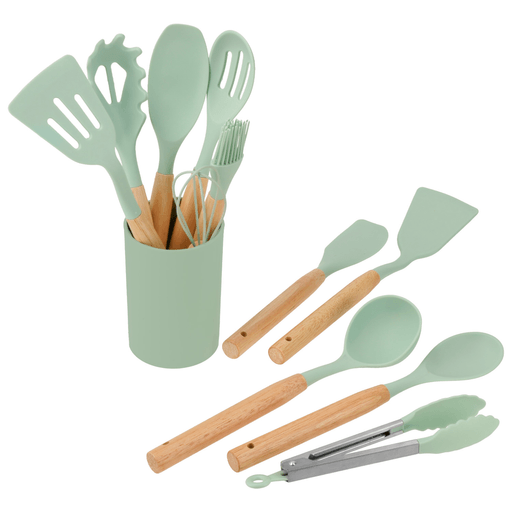 El Juego de Menage de 11 piezas con soporte y mango símil madera es el complemento perfecto para equipar tu cocina con estilo y funcionalidad. Este set incluye utensilios prácticos y versátiles, ideales tanto para preparar como para servir tus comidas con total comodidad. Sus piezas están fabricadas con materiales resistentes al calor, diseñadas para no rayar ni dañar ollas o sartenes, lo que las hace perfectas para usar en utensilios con recubrimiento antiadherente. Además, cuentan con mangos símil madera de agarre cómodo, que brindan mayor control y seguridad durante la cocción.