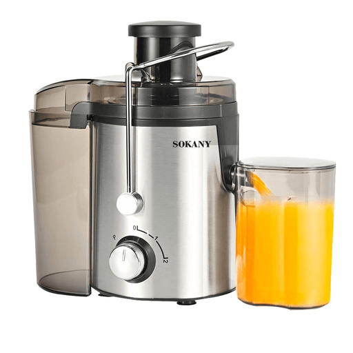 Descubrí una manera fácil y rápida de disfrutar de jugos frescos y saludables en casa con esta juguera eléctrica de 500W. Su potente motor y sus 2 velocidades ajustables te permiten extraer el máximo sabor y nutrientes de tus frutas y verduras en segundos. Sus cuchillas de acero inoxidable para un corte preciso y duradero, mientras que su boca de alimentación extra ancha de 65mm, podés añadir ingredientes enteros sin necesidad de cortarlos previamente. ¡Prepará tus jugos favoritos con comodidad y eficiencia!