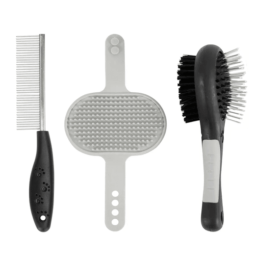 Descubrí la solución definitiva para el cuidado del pelaje de tu mascota con este Kit de cepillos para mascotas de 3 unidades. Fabricados con plástico de alta resistencia y gran durabilidad, estos cepillos están elaborados con materiales sintéticos diseñados específicamente para peinar los pelos más rebeldes. Son ideales para eliminar el pelo suelto, la suciedad y los enredos, cada uno trabaja eficazmente para asegurar que tu amigo peludo no solo luzca bien, sino que se sienta bien. Además, mejoran la circulación sanguínea, promoviendo un crecimiento sano y vibrante del pelo.