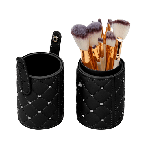 El Kit de Brochas con 12 piezas es la solución perfecta para lucir un maquillaje impecable en todo momento. Con un diseño práctico y compacto, este set es fácil y cómodo de llevar a todas partes, gracias a su estuche. Las cerdas elásticas y suaves de las brochas permiten una aplicación uniforme y precisa del maquillaje, garantizando un acabado profesional en cada uso. Además, su fácil limpieza facilita el mantenimiento y la higiene de las mismas.