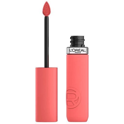 Infallible Le Matte Resistance es un labial líquido con acabado mate para tener un color duradero hasta por 16 horas. Su fórmula con ácido hialurónico hidrata y no reseca tus labios.