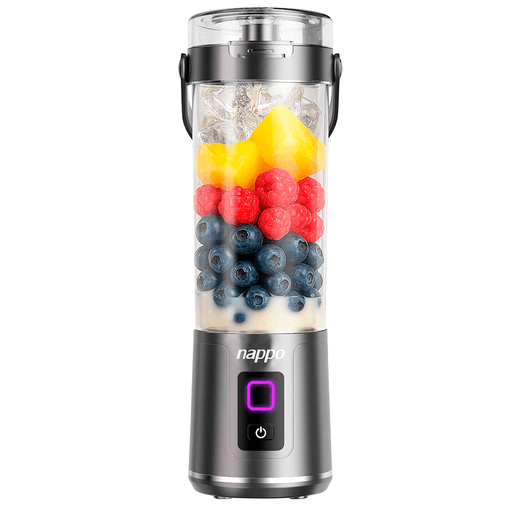 La licuadora portátil NAPPO es práctica y fácil de usar, ideal para preparar batidos y jugos en cualquier momento. Su diseño compacto permite licuar frutas, verduras y hielo con rapidez, y gracias a su batería recargable podés llevarla a donde quieras. Cuenta con tapa con pico para beber y función de autolimpieza, lo que la convierte en una opción cómoda y funcional para el día a día.
