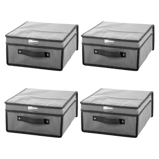 Este pack de 4 cajas organizadoras está diseñado para brindarte funcionalidad y protección en cualquier espacio. Fabricadas con materiales de alta calidad, cada caja combina tela rígida y transpirable con laterales, fondo y solapa acolchados, asegurando que tus pertenencias se mantengan en perfecto estado. Con una práctica tapa y asa frontal, cada caja es fácil de transportar y resistente a la humedad, lo que las convierte en una opción ideal para almacenar ropa, libros, juguetes y más, protegiéndolos del polvo y el desgaste. Además, son fáciles de limpiar, ayudándote a mantener el orden en cualquier ambiente.
