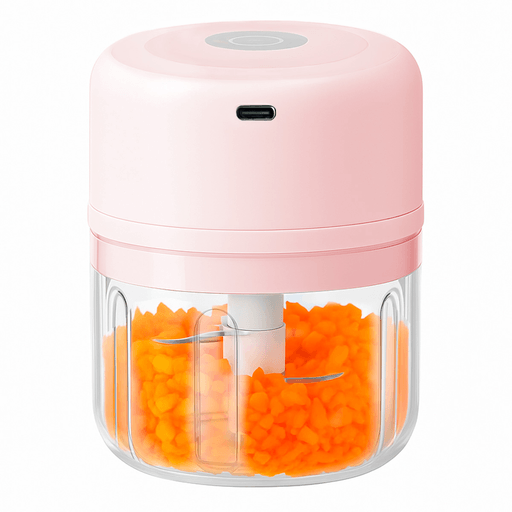 Esta mini procesadora es práctica, inalámbrica y muy fácil de usar. Ideal para picar verduras, frutas y otros alimentos en solo segundos. Se carga mediante USB tipo C y podés llevarla a donde quieras sin depender de enchufes. Fabricada con materiales seguros y libres de BPA, cuenta con cuchillas de acero inoxidable para un corte rápido y preciso. Además, su diseño compacto y desmontable hace que limpiarla sea súper sencillo. Un pequeño electrodoméstico que hace grandes cosas por tu cocina. 
