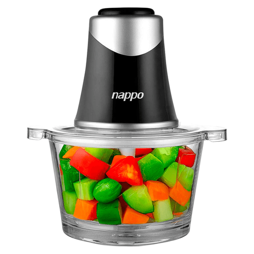 Esta procesadora NAPPO con 300W de potencia es el complemento ideal para tu cocina. Su potente motor y sus cuchillas de acero inoxidable dispuestas en dos niveles permiten picar, mezclar y procesar alimentos de forma rápida y eficiente. Gracias a su diseño de un solo botón, su uso es sencillo e intuitivo, ideal para el día a día. Cuenta con un recipiente de vidrio de 1800ml que te brinda gran capacidad, mientras que su velocidad de rotación de 4500rpm garantiza resultados uniformes en cada preparación.