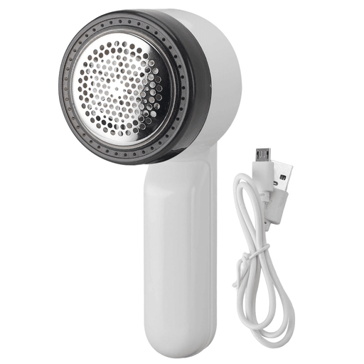 Devolvele la vida a tus prendas favoritas con este quitapelusa recargable, diseñado para ofrecer un rendimiento eficiente, práctico y seguro. Fabricado con materiales de alta calidad como PP y acero inoxidable, este dispositivo combina durabilidad con un diseño moderno y ergonómico. Gracias a su motor de 3W y su batería de litio de polímero de 800mAh, elimina rápidamente pelusas, bolitas y pelos de ropa, suéteres, bufandas, calcetines, peluches, sofás, cojines, cortinas, alfombras e incluso ropa de cama, restaurando el aspecto original de tus tejidos en cuestión de segundos. Un accesorio perfecto para prolongar nuestras prendas con la mejor calidad.