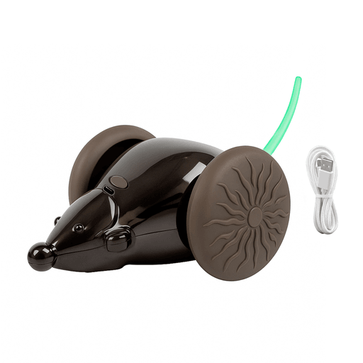 Este ratón de juguete con batería recargable es la compañía ideal para mantener a tu mascota entretenida, estimulada y activa durante horas. Cuenta con 2 modos de interacción para adaptarse al nivel de energía de tu mascota. Está fabricado con materiales resistentes ABS + TPE, además incluye una batería interna de larga duración que se recarga mediante cable USB tipo C. Gracias a su sensor incorporado, el ratón detecta obstáculos y cambia de dirección automáticamente, manteniendo el juego dinámico y seguro. 