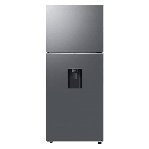 El refrigerador Samsung RT38 de 384L ofrece almacenamiento amplio y resistente con tecnología No Frost, sistema Mono Cooling y MultiFlow que aseguran una refrigeración uniforme. Su diseño en acero incorpora un Compresor Digital Inverter con 20 años de garantía, eficiencia energética A, y funciones prácticas como la Optimal Fresh Zone y un filtro desodorizante para mantener los alimentos frescos y sin olores. Incluye estantes de vidrio templado, un cajón para frutas y verduras, compartimientos en puertas y un congelador superior. Con dispensador de agua y conectividad WiFi, permite gestionar su rendimiento desde la app SmartThings, facilitando su uso y control desde cualquier lugar.