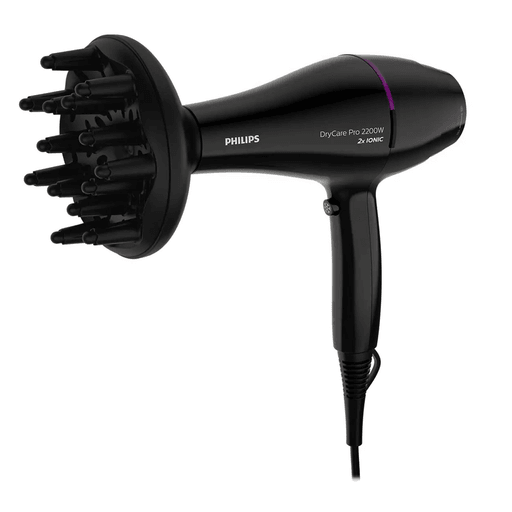 El secador de cabello profesional de Philips tiene un motor de CA que llega a una velocidad de aire de 130 km/h para entregar resultados profesionales. También cuenta con el ajuste ThermoProtect que permite una temperatura óptima a fin de proteger el cabello del sobrecalentamiento.