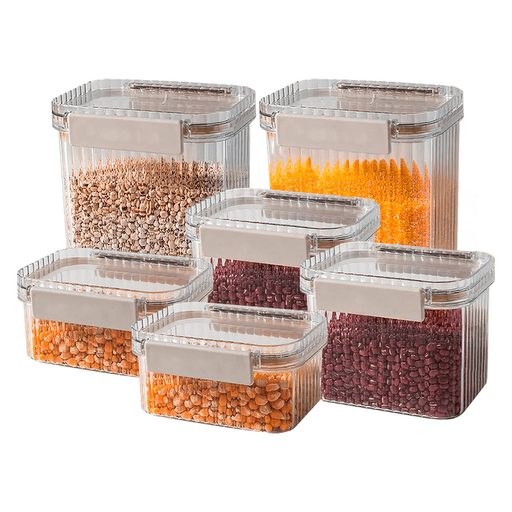 El Pack de Recipientes de 6 unidades con tapas herméticas es la solución perfecta para mantener tus alimentos frescos por más tiempo. Este set incluye 3 tamaños diferentes de recipientes, con gran apertura para un acceso más fácil y un diseño ergonómico que permite un agarre cómodo y fácil de tomar con una mano. Además, los recipientes cuentan con un sellado antifugas, garantizando que tus alimentos se mantengan bien protegidos. Fabricados con material de alta calidad, son reutilizables y duraderos, lo que los convierte en una excelente opción para llevar tus comidas al trabajo o de viaje.