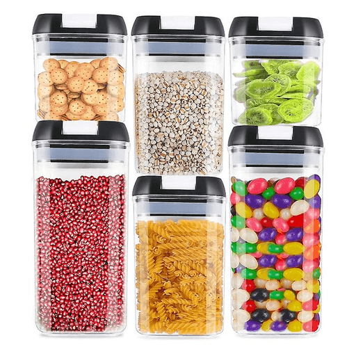 El set de 6 envases organizadores es perfecto para mantener tus alimentos almacenados de manera práctica y ordenada. Con un diseño moderno y apilable, estos envases permiten ahorrar espacio en tu cocina. Están fabricados en plástico de alta calidad, garantizando durabilidad y resistencia. Además, la tapa con sello de goma de calidad alimentaria ofrece un cierre hermético, manteniendo tus alimentos más frescos y protegidos del polvo. Con este sistema de sellado, podrás conservar la calidad de tus cereales, azúcar, harina, pasta, arroz, café, nueces, té y mucho más.