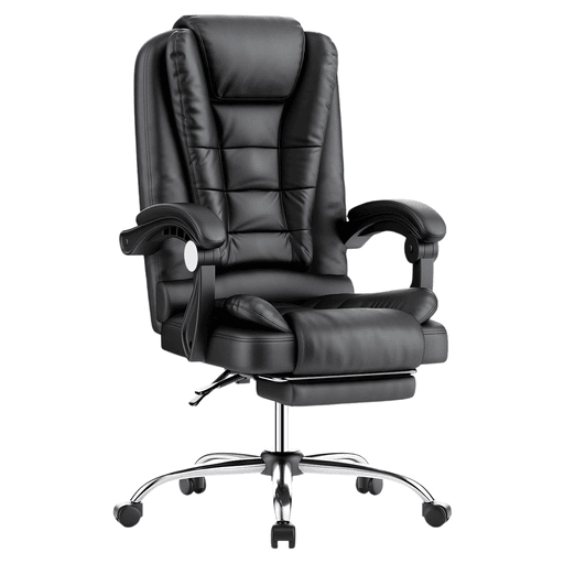 La Silla Ejecutiva EMPOLi combina diseño ergonómico, confort y funcionalidad para acompañarte durante largas jornadas. Su respaldo alto con cabecera, junto al asiento y respaldo ergonómicos con soporte lumbar, se adaptan a la forma natural del cuerpo, ayudando a mantener una postura correcta y reduciendo la tensión en cuello, hombros y espalda. Fabricada en cuero PU, ofrece un acabado elegante y duradero, con reposabrazos acolchonados, regulación de altura mediante pistón de gas y respaldo reclinable de 90° a 135° con bloqueo. Además, incorpora un reposapiés retráctil ideal para el descanso, que brinda mayor relajación y reduce la fatiga, junto con una base cromada de 5 radios que garantiza estabilidad y resistencia, soportando hasta 120kg.