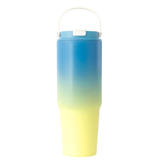 Este vaso térmico de 890ml es el compañero ideal para tus bebidas en cualquier lugar y momento. Fabricado con material de alta calidad, acero inoxidable 304, este vaso no solo garantiza una resistencia superior, sino que también asegura que tus bebidas permanezcan a la temperatura deseada gracias a su doble pared de aislación. Es libre de BPA y además, su diseño aprueba de fugas y su asa robusta te permite llevarlo contigo sin preocuparte por derrames o accidentes.