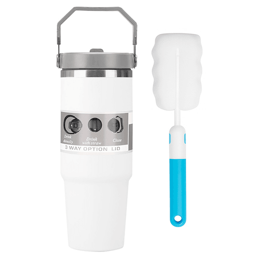 Este vaso térmico de 900ml, fabricado en acero inoxidable con aislamiento al vacío de doble pared, está diseñado para conservar la temperatura de tus bebidas por más tiempo, siendo ideal para agua, café o té. Su diseño elegante y funcional lo hace perfecto para usar en el trabajo, durante viajes o en cualquier momento del día. Cuenta con una práctica manija de transporte y su formato es apto para portavasos, lo que facilita llevarlo cómodamente en el auto. Además, incluye una tapa con sorbete de plástico, que permite disfrutar tus bebidas favoritas de forma práctica, segura y sin derrames.