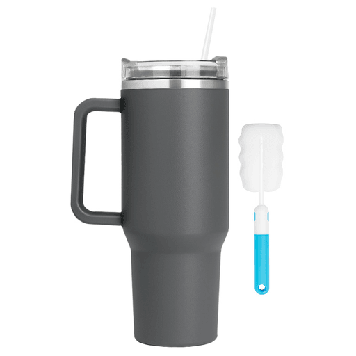 Este vaso térmico de 1200ml es la solución perfecta para mantenerte hidratado con estilo y seguridad en cualquier momento y lugar. Está fabricado en acero inoxidable 304, garantizando resistencia y durabilidad. Es perfecto para uso diario, ya que cuenta con un asa resistente y su tapa es a pruebas de fugas, permitiéndote transportar líquidos sin el riesgo de derrames. Además, es libre de BPA, asegurando que tu salud se mantenga en primer lugar.