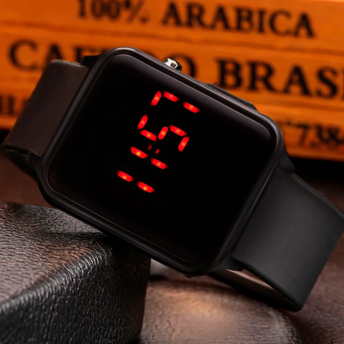 Reloj Pulsera Digital LED con Diseño Cuadrado y Botones, Indica