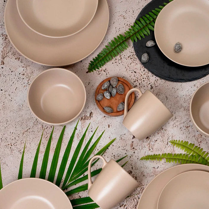 Juego de Vajilla 16 Piezas de Cerámica con Acabado Mate, oferta