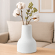 Florero con Diseño Minimalista de cerámica ideal para decorar tu hogar, al mejor precio, solo en LOi